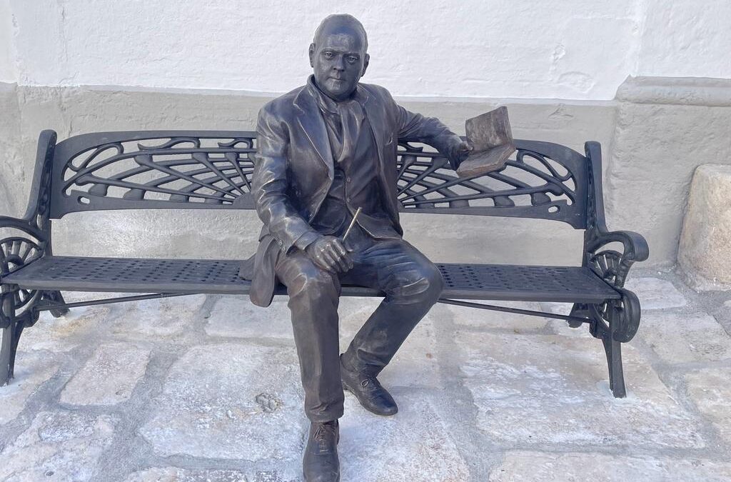 Inaugurado el monumento a Carlos Delgado Álvarez de Sotomayor en la plaza del Dulce Nombre